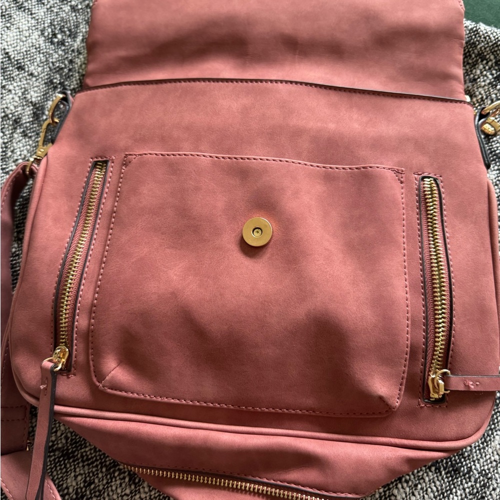 Crossbody - Picture 4 of 4